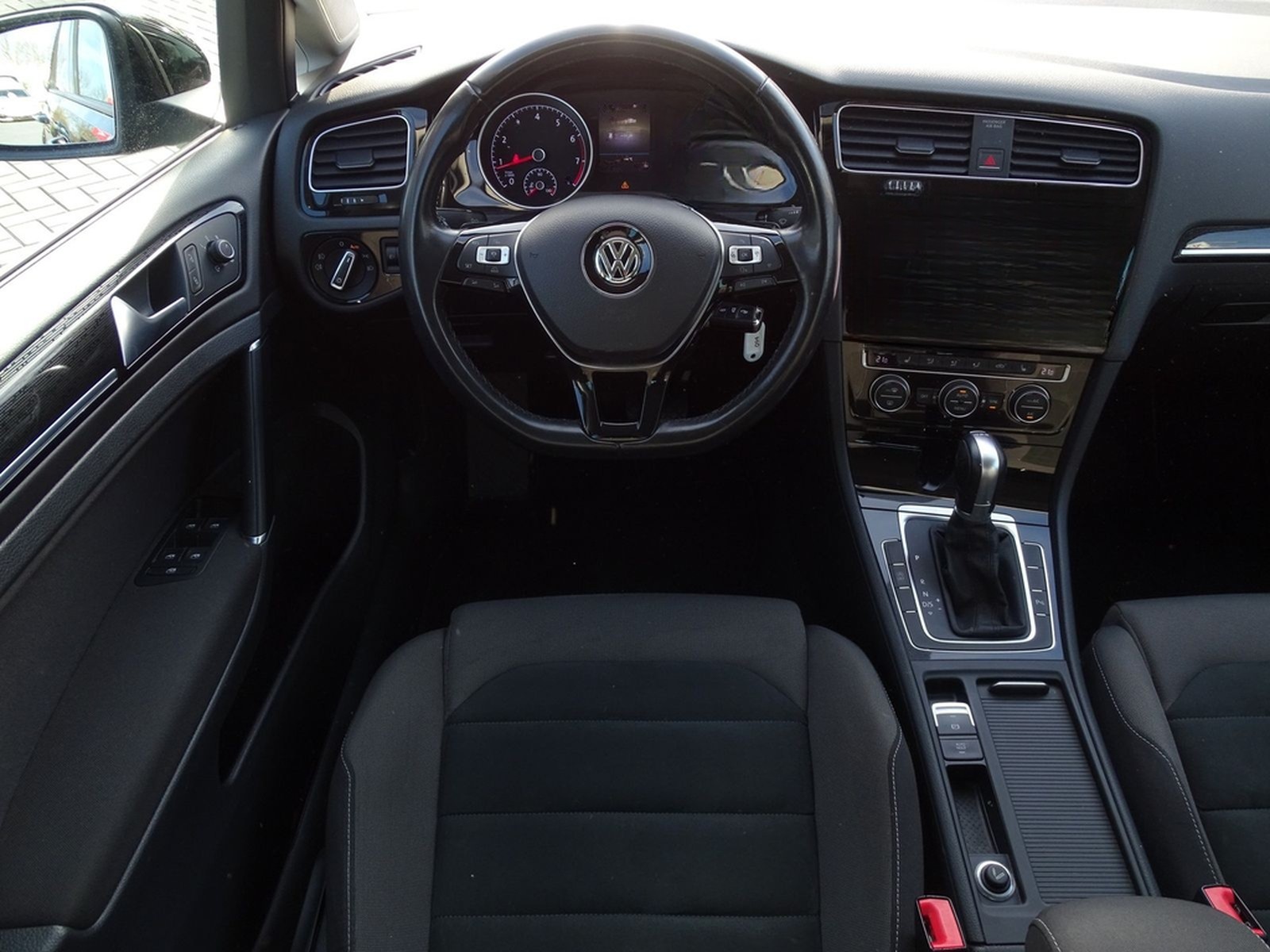 Volkswagen Golf VII 1.4 16V TSI Highline Sitzheizung Navi foto 10