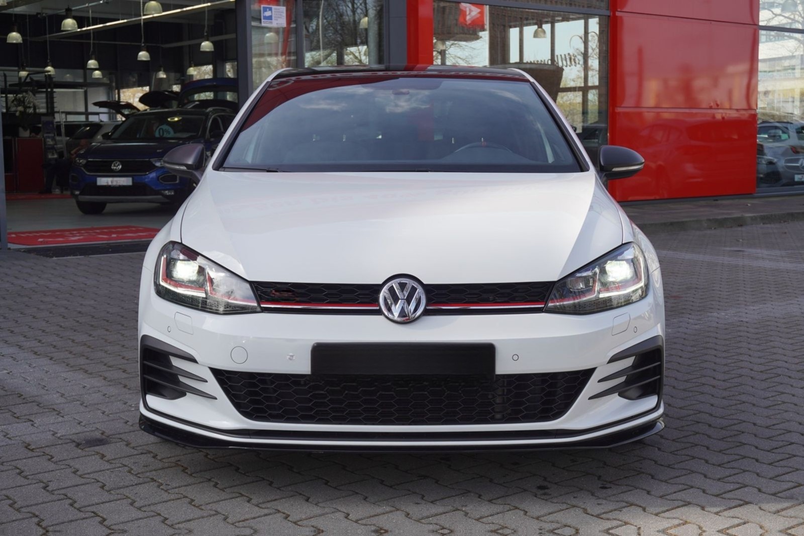 Volkswagen Golf VII 2.0 16V TSI GTI TCR LED PDC foto 3