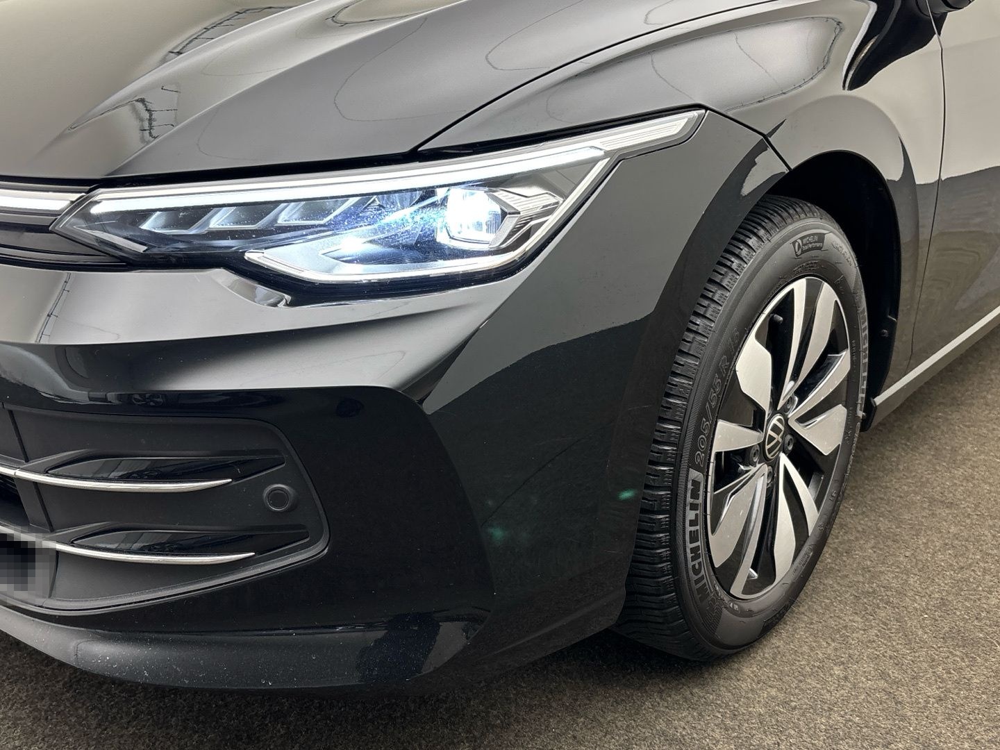 Volkswagen Golf VIII Life Goal 1.5 eTSI DSG LED AHK Sitzh. foto 6