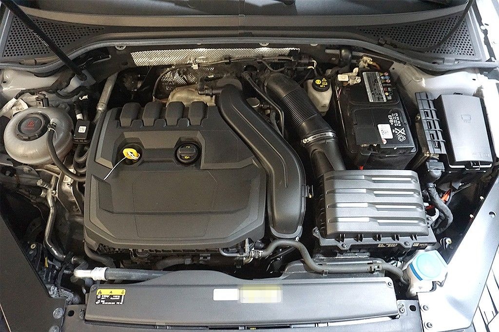 Volkswagen Passat 1.5TSI DSG Business AHK LED-Matrix Navi foto 14