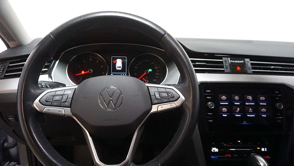 Volkswagen Passat 1.5TSI DSG Business AHK LED-Matrix Navi foto 10
