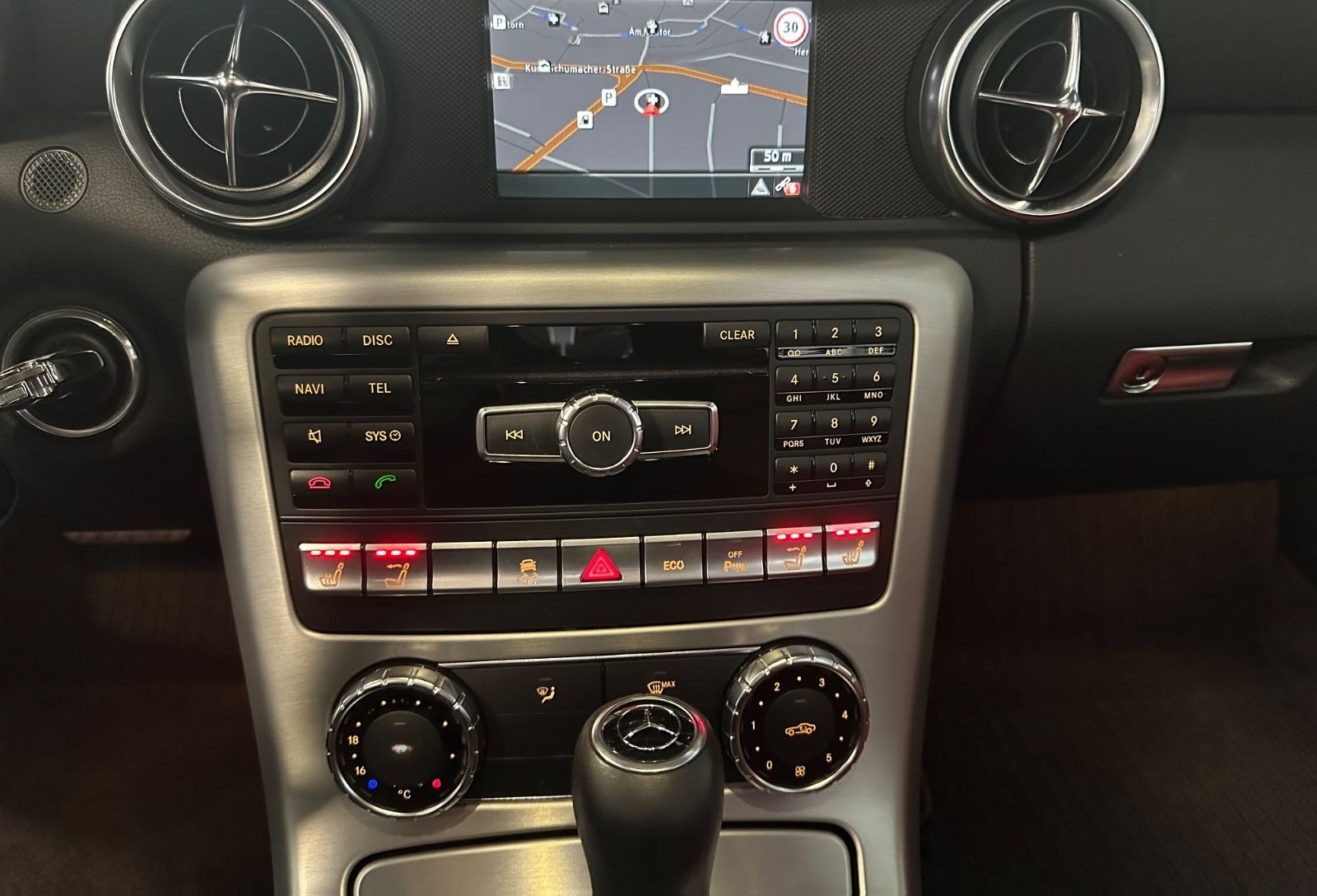 Mercedes-Benz SLK 200 BlueEfficiency, Unfallfrei, 1. Hand, Aut foto 9