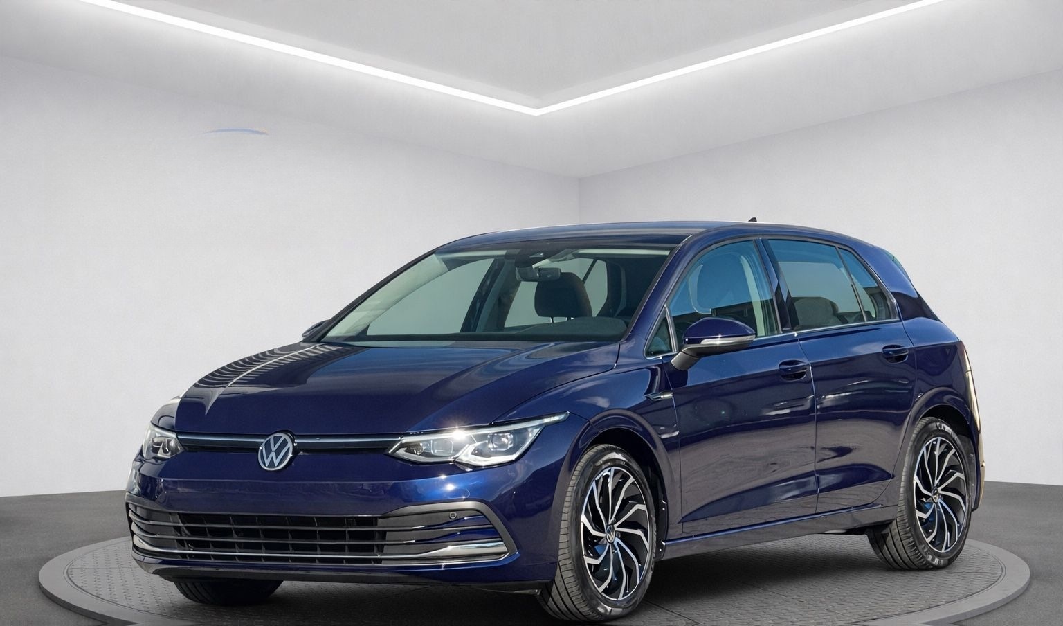 Volkswagen Golf 1,5 eTSI AUTOM PANORA ACC SCHECKHE GARANTIE foto 3