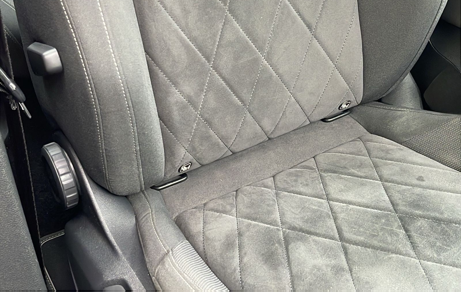 Volkswagen Golf 1,5 eTSI AUTOM PANORA ACC SCHECKHE GARANTIE foto 48