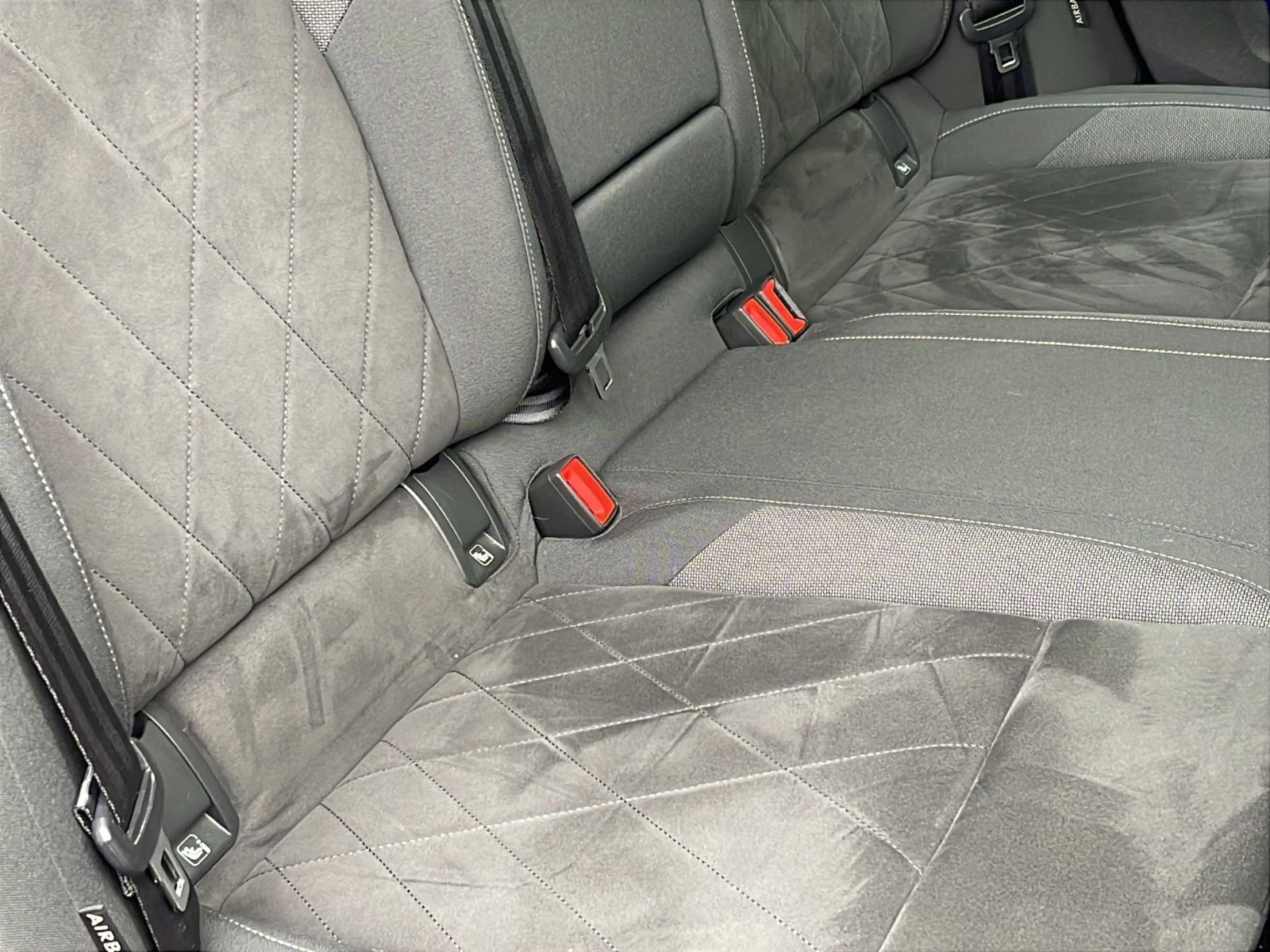Volkswagen Golf 1,5 eTSI AUTOM PANORA ACC SCHECKHE GARANTIE foto 49