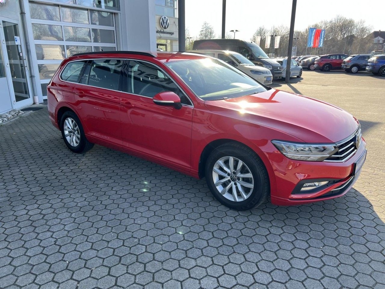 Volkswagen Passat Variant 2.0 TDI ACC+SHZ+PDC+RFK+NAVI+LED foto 2