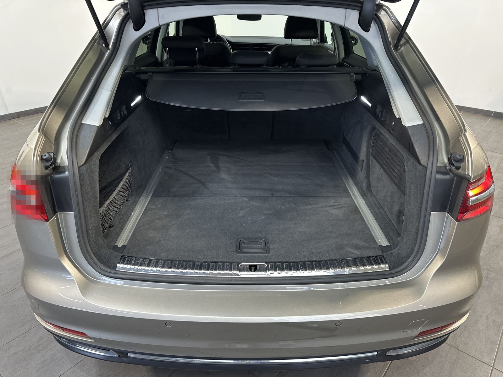 Audi A6 Avant 40 TDI Qu Sport NAV+LED+CARPLAY+1HD+PP  foto 6