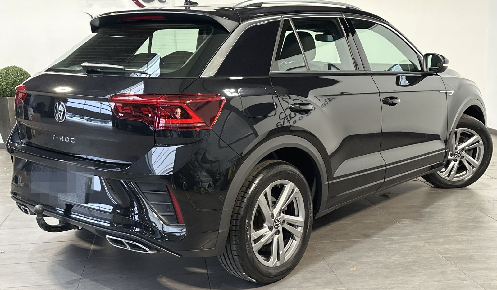 Volkswagen T-Roc R-Line 4Motion NAV+IQ-LIGHT+AHK+PANO+KAM foto 4
