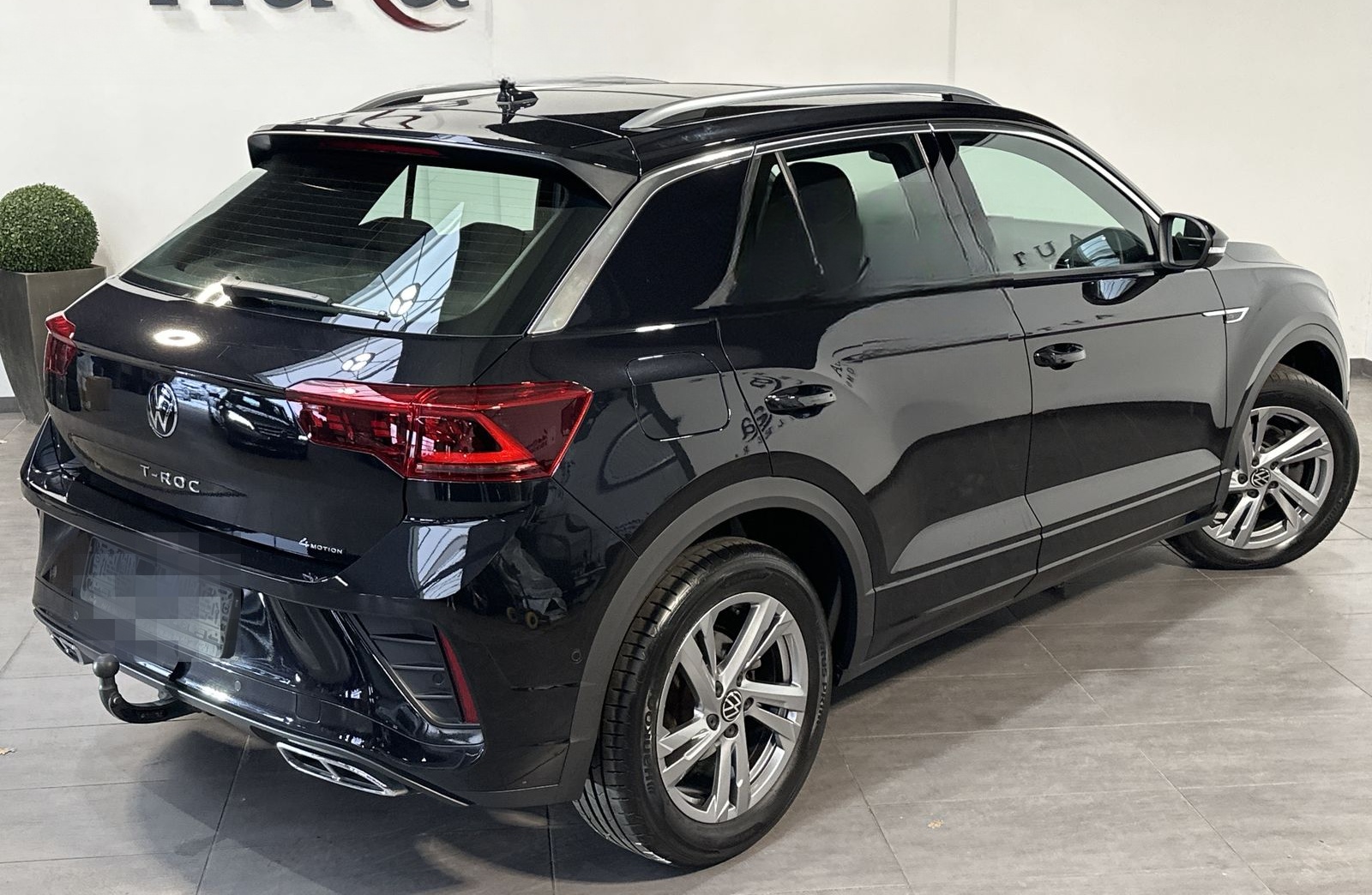 Volkswagen T-Roc R-Line 4Motion NAV+IQ-LIGHT+AHK+PANO+KAM foto 5