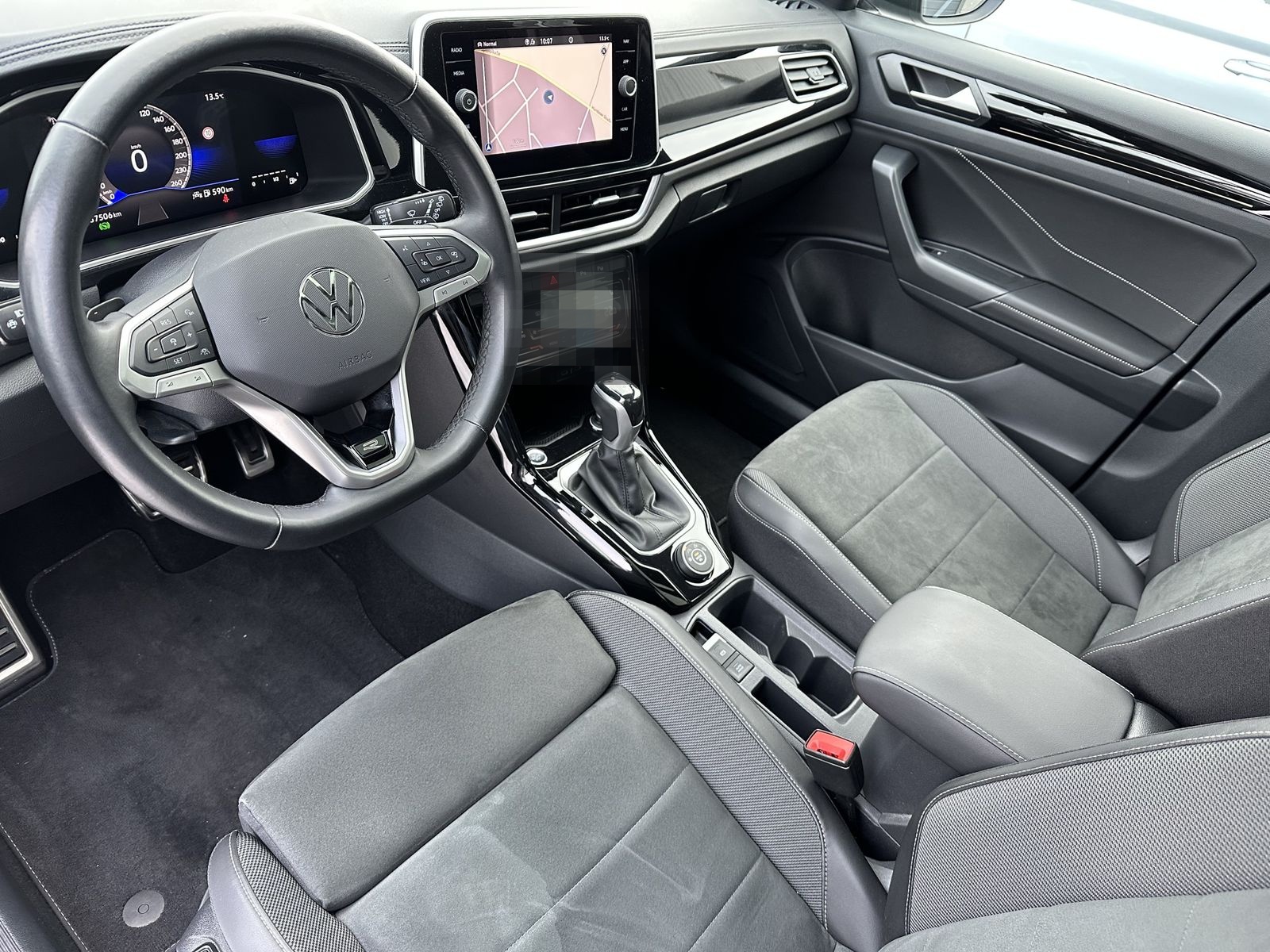 Volkswagen T-Roc R-Line 4Motion NAV+IQ-LIGHT+AHK+PANO+KAM foto 8