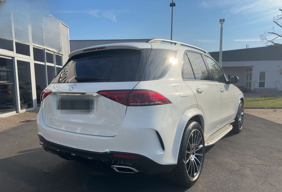 Mercedes-Benz GLE 300 d 4M AMG+NIGHT+AIRMATIC+AHK+DISTR.+PANO+ foto 4