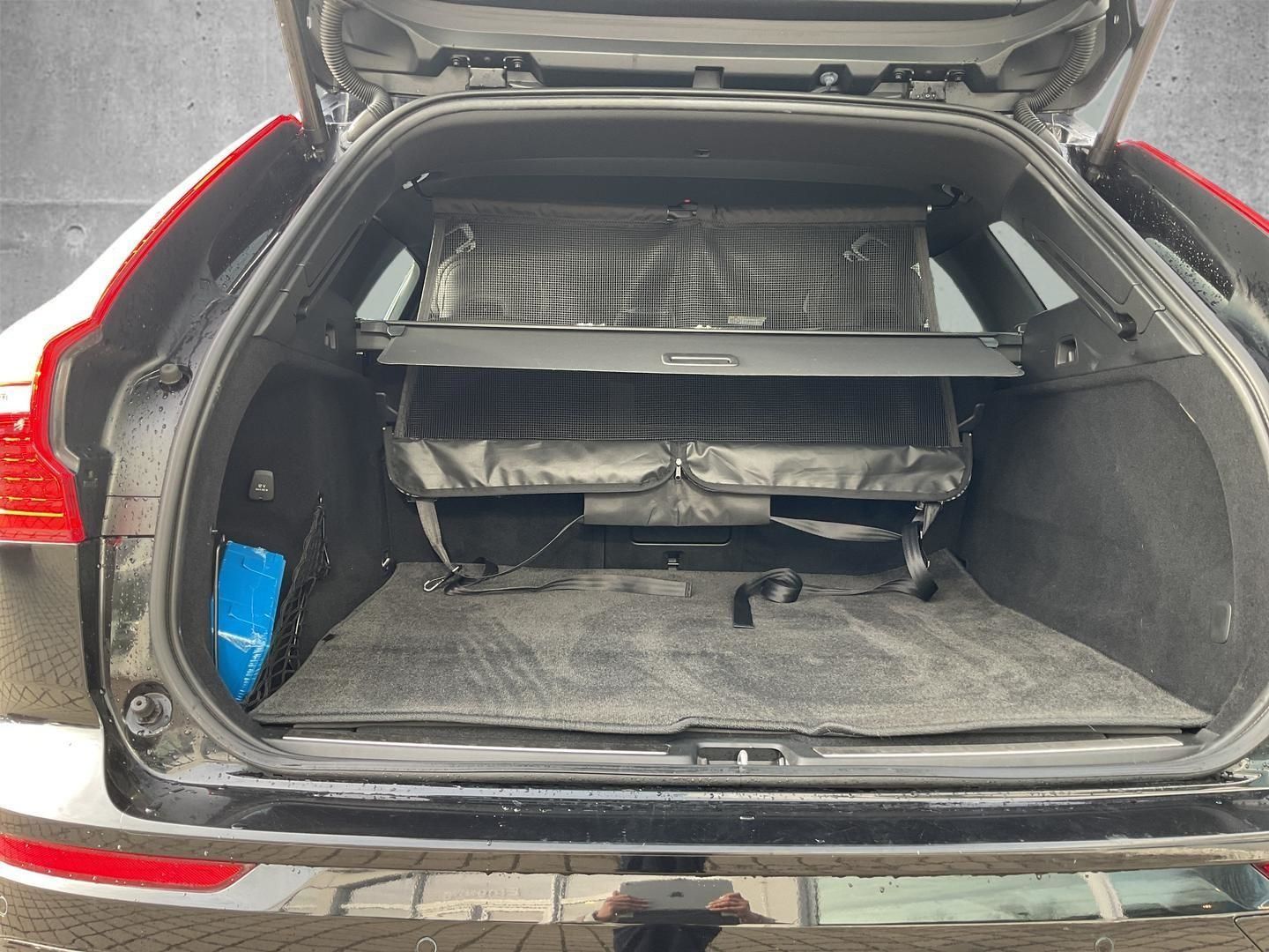 Volvo XC60 R Design AWD Aut T-Leder Navi LED SHZ PDC K foto 14