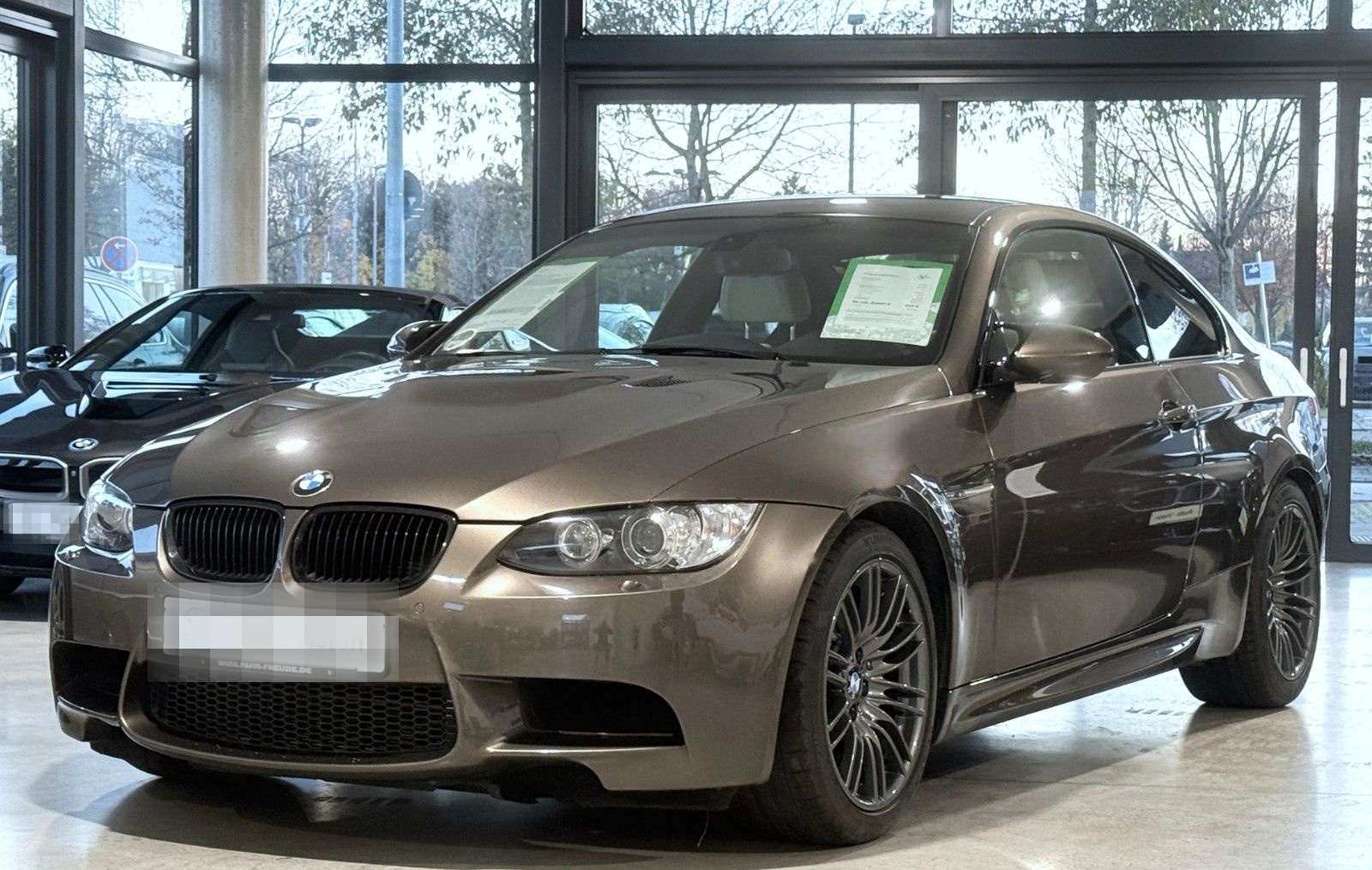 BMW M3 Coupe (E92 LCI)*Individual Sepang Bronze 1of9 foto 3