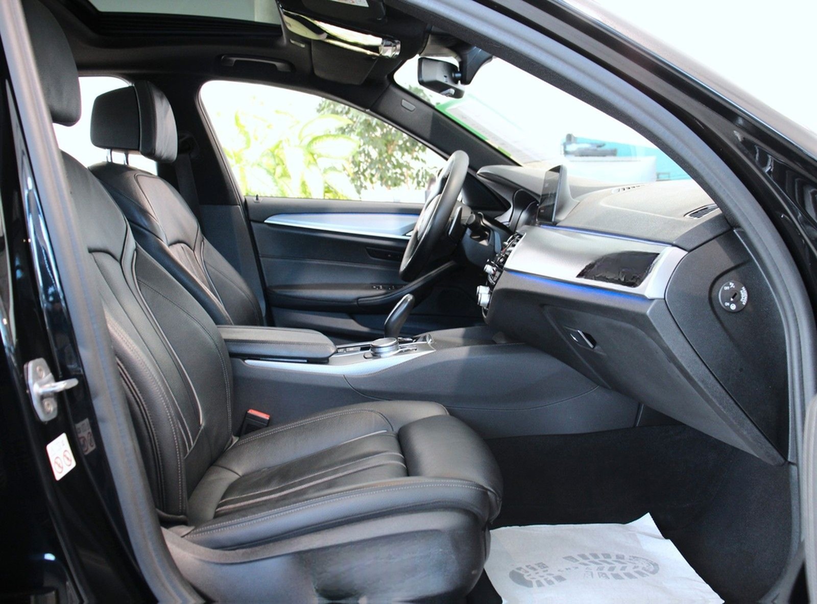 BMW 530d M Sport (G30) *A-LED*3D-View*AHK*Ambiente foto 13