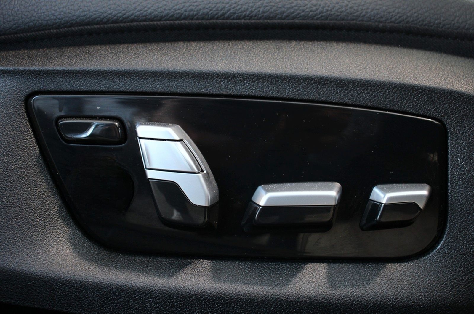 BMW 530d M Sport (G30) *A-LED*3D-View*AHK*Ambiente foto 14