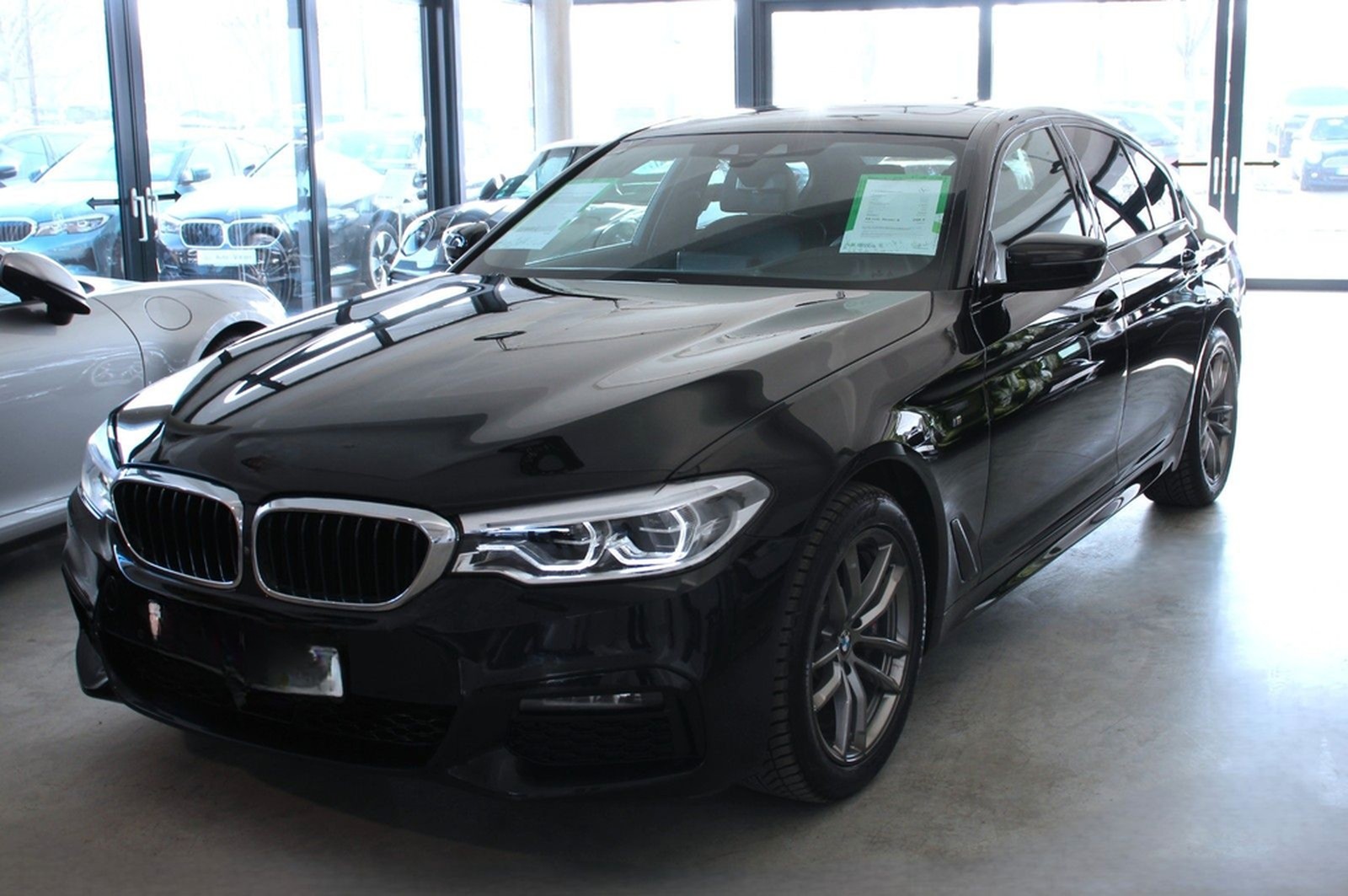 BMW 530d M Sport (G30) *A-LED*3D-View*AHK*Ambiente foto 3
