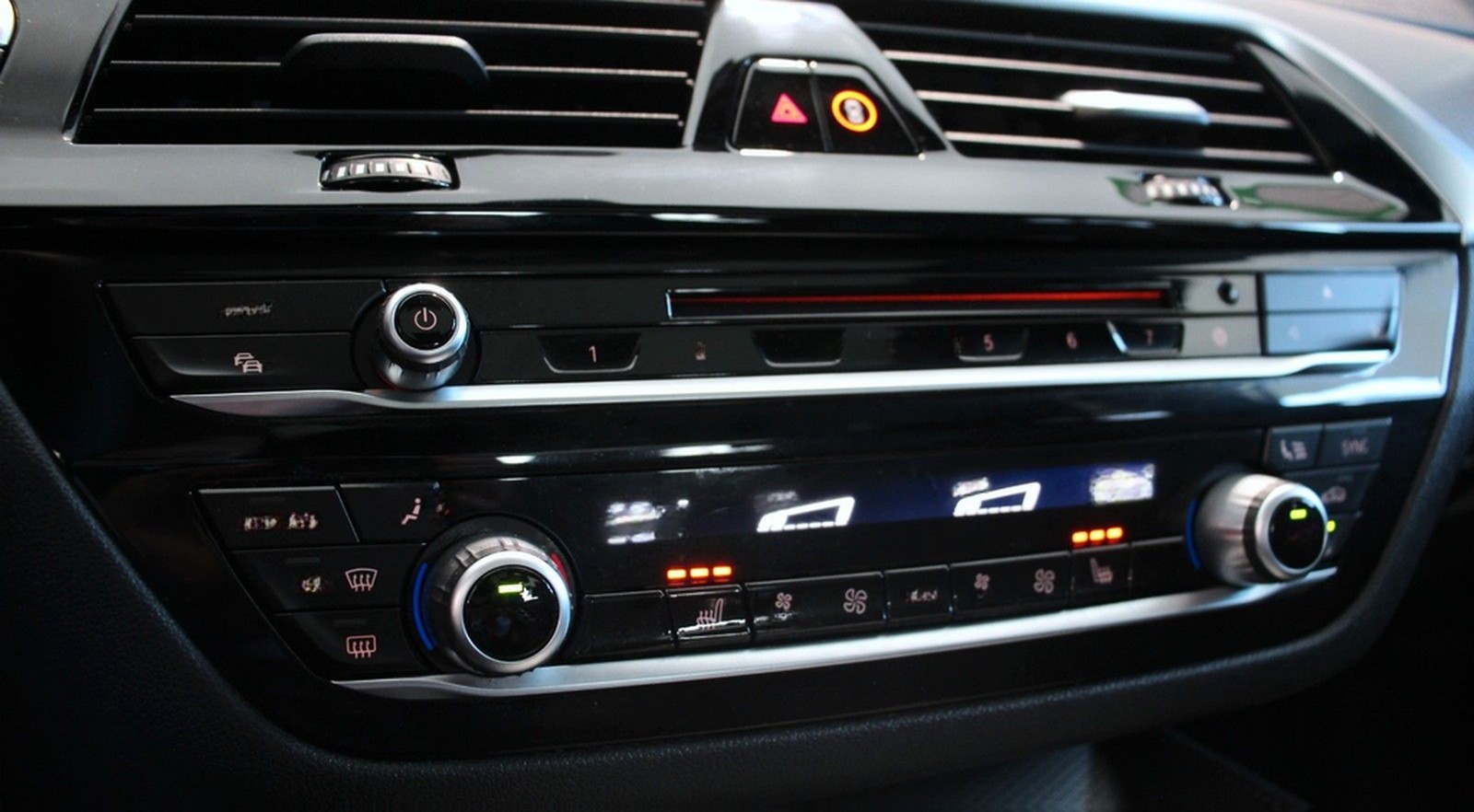 BMW 530d M Sport (G30) *A-LED*3D-View*AHK*Ambiente foto 21
