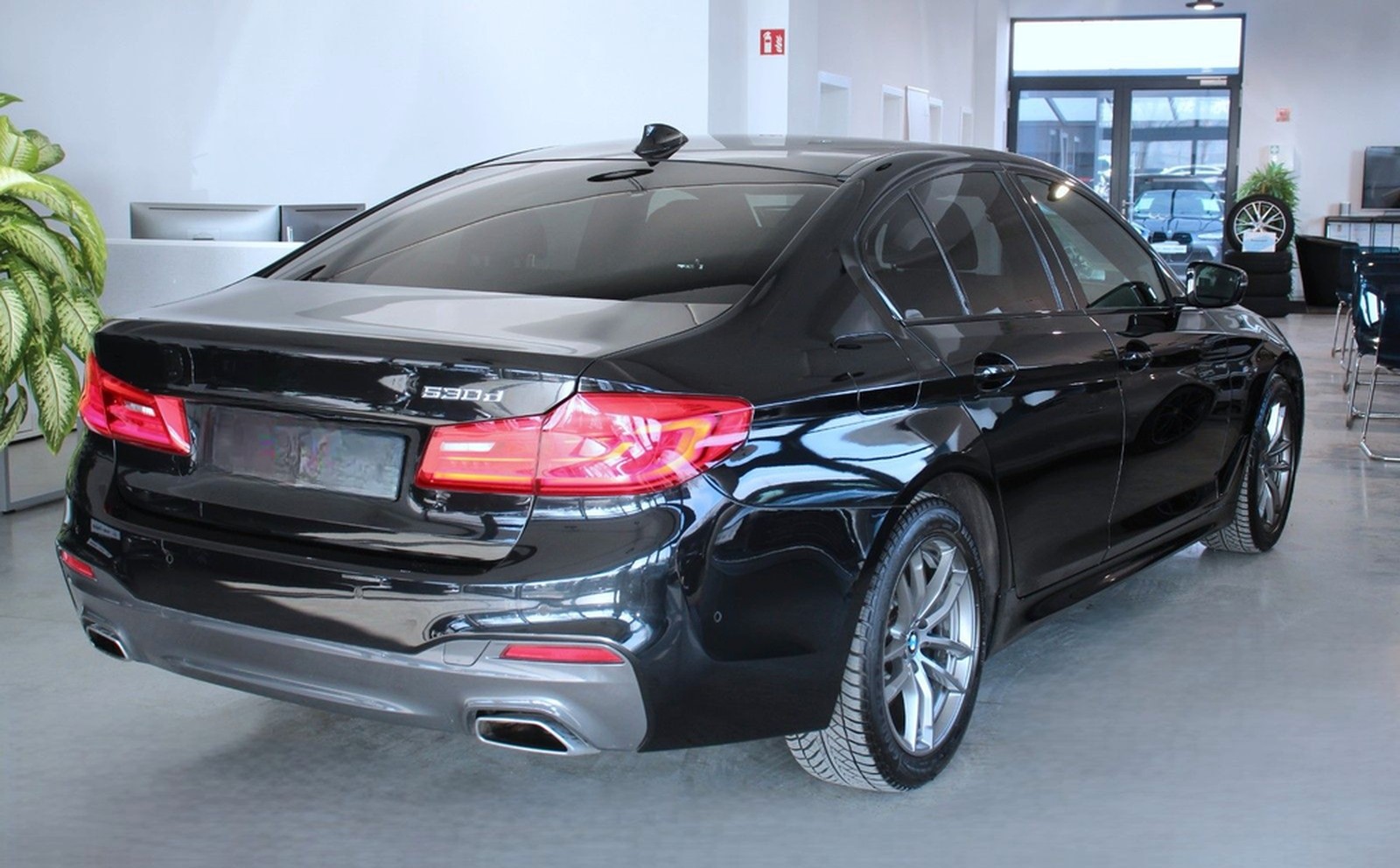 BMW 530d M Sport (G30) *A-LED*3D-View*AHK*Ambiente foto 6