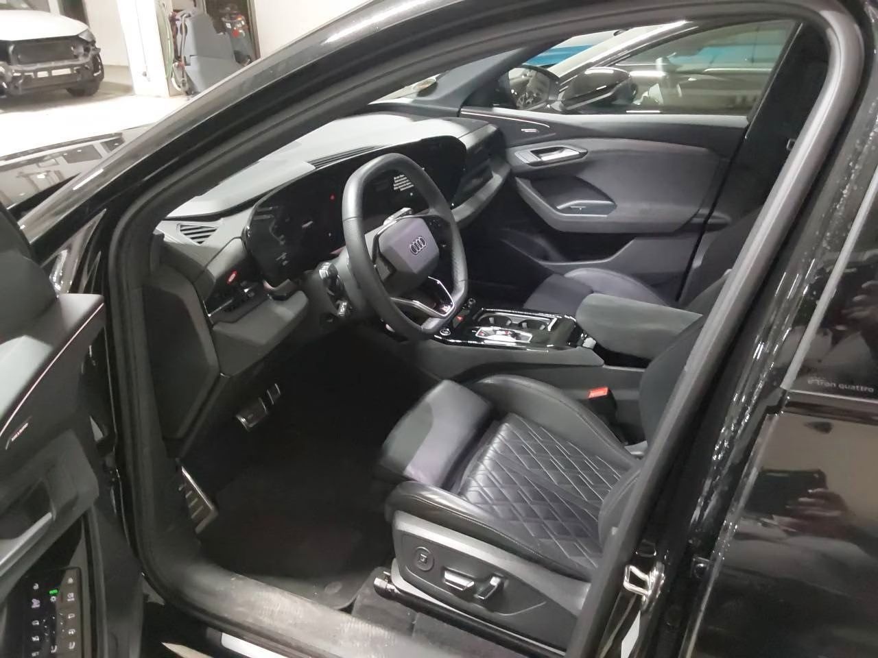 Audi Q6 e-tron S line quattro *AHK*B&O*PANO*BLACKSTYL foto 4
