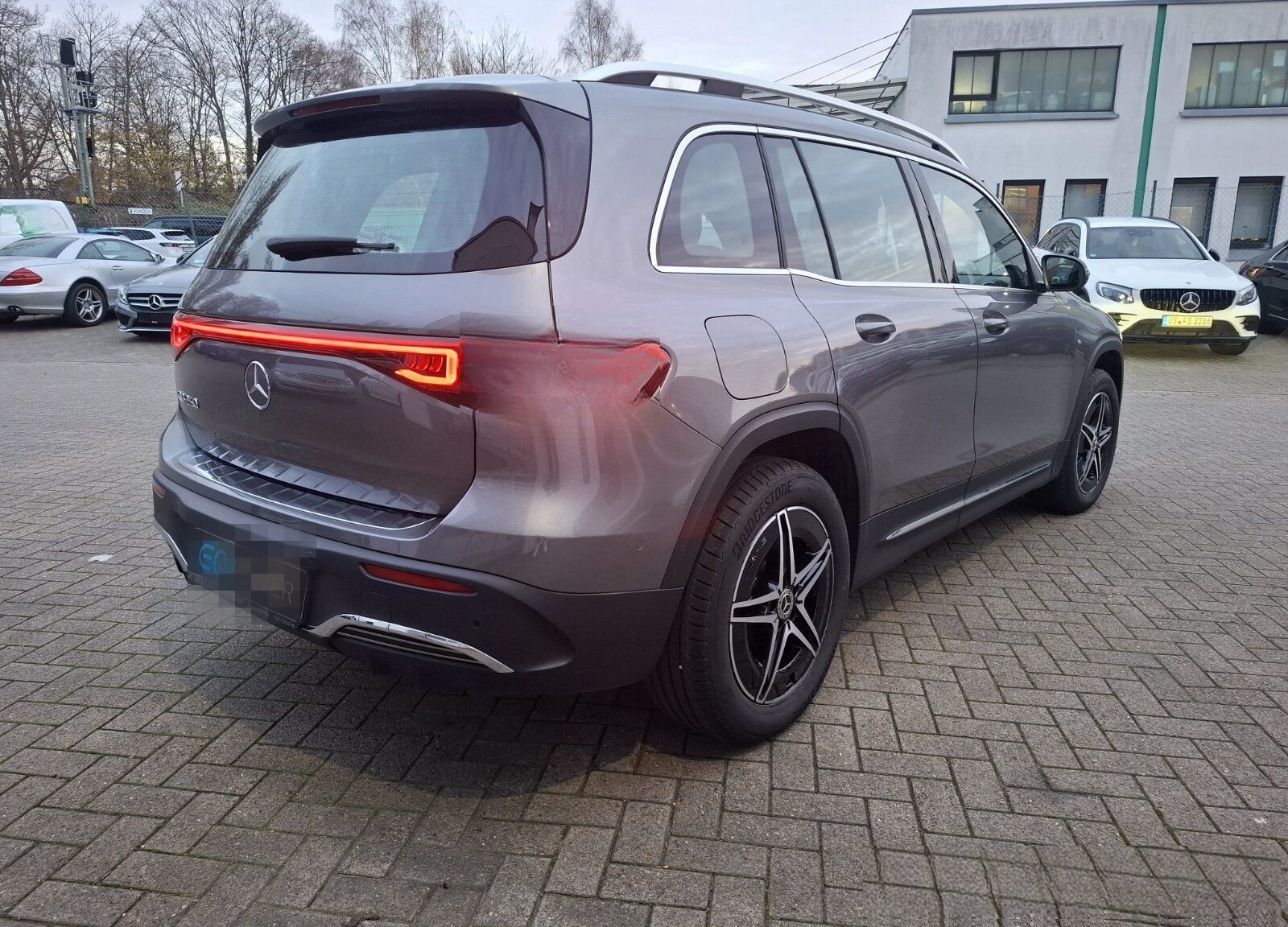 Mercedes-Benz EQB 250 AMG Line LED+KAMERA+SPIEGEL PACKETKlima foto 3