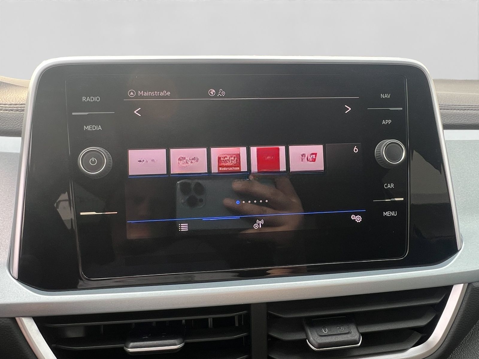 Volkswagen T-Roc 1.0 TSI GOAL LED NAVI ACC APP-CON foto 14