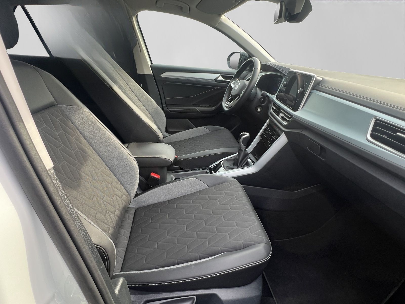 Volkswagen T-Roc 1.0 TSI GOAL LED NAVI ACC APP-CON foto 4
