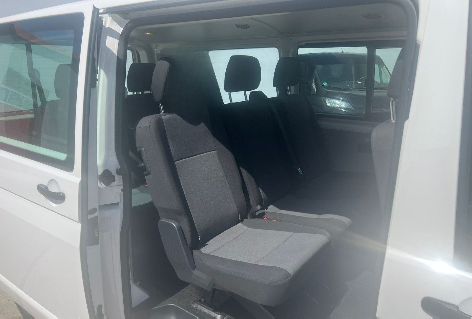Volkswagen T6 Kombi lang 9Sitzer DSG KLIMA, PDC, SCHECKHEFT foto 16