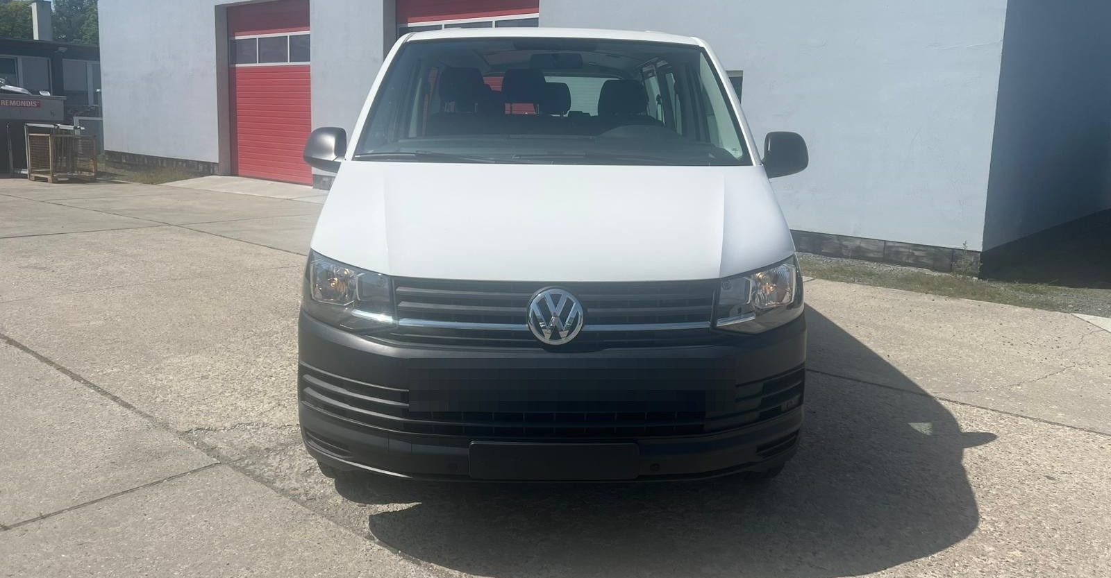 Volkswagen T6 Kombi lang 9Sitzer DSG KLIMA, PDC, SCHECKHEFT foto 3