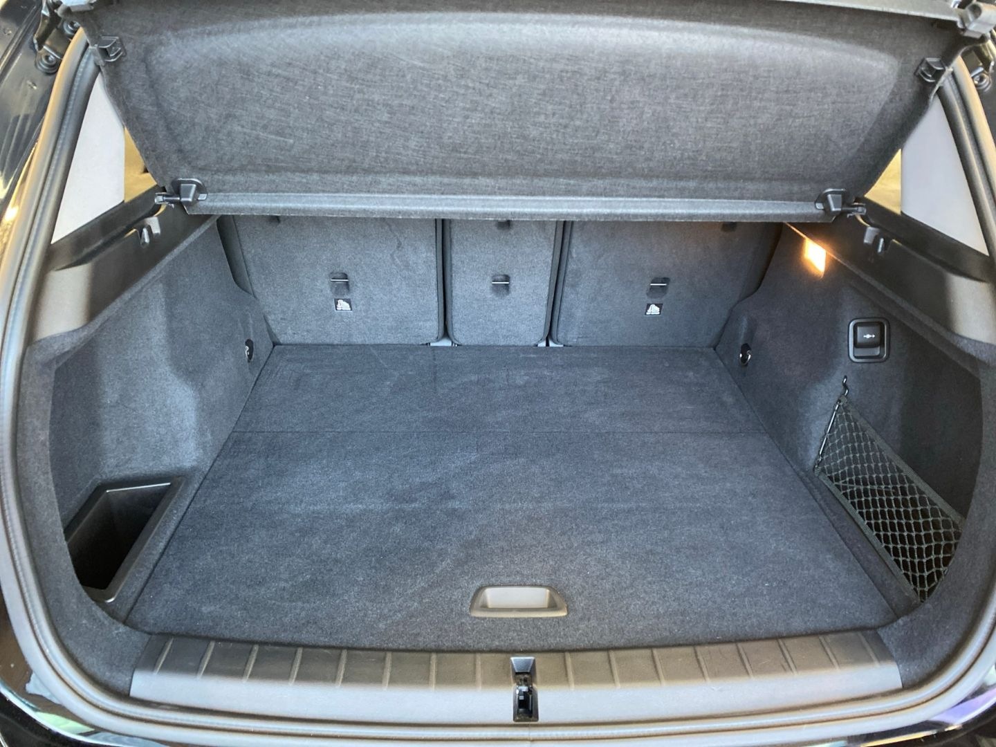 BMW X1 sDrive 18i Advantage Navi SHZ Tempomat foto 12