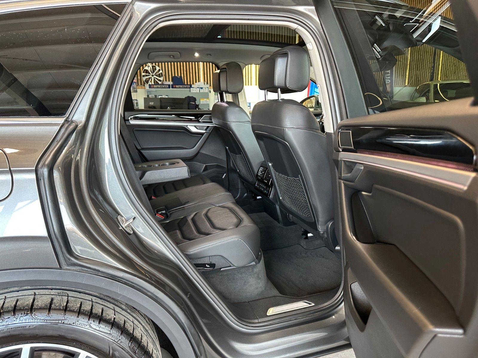 Volkswagen Touareg 4Motion eHybrid *1.Hand*HeadUP*Voll* foto 16