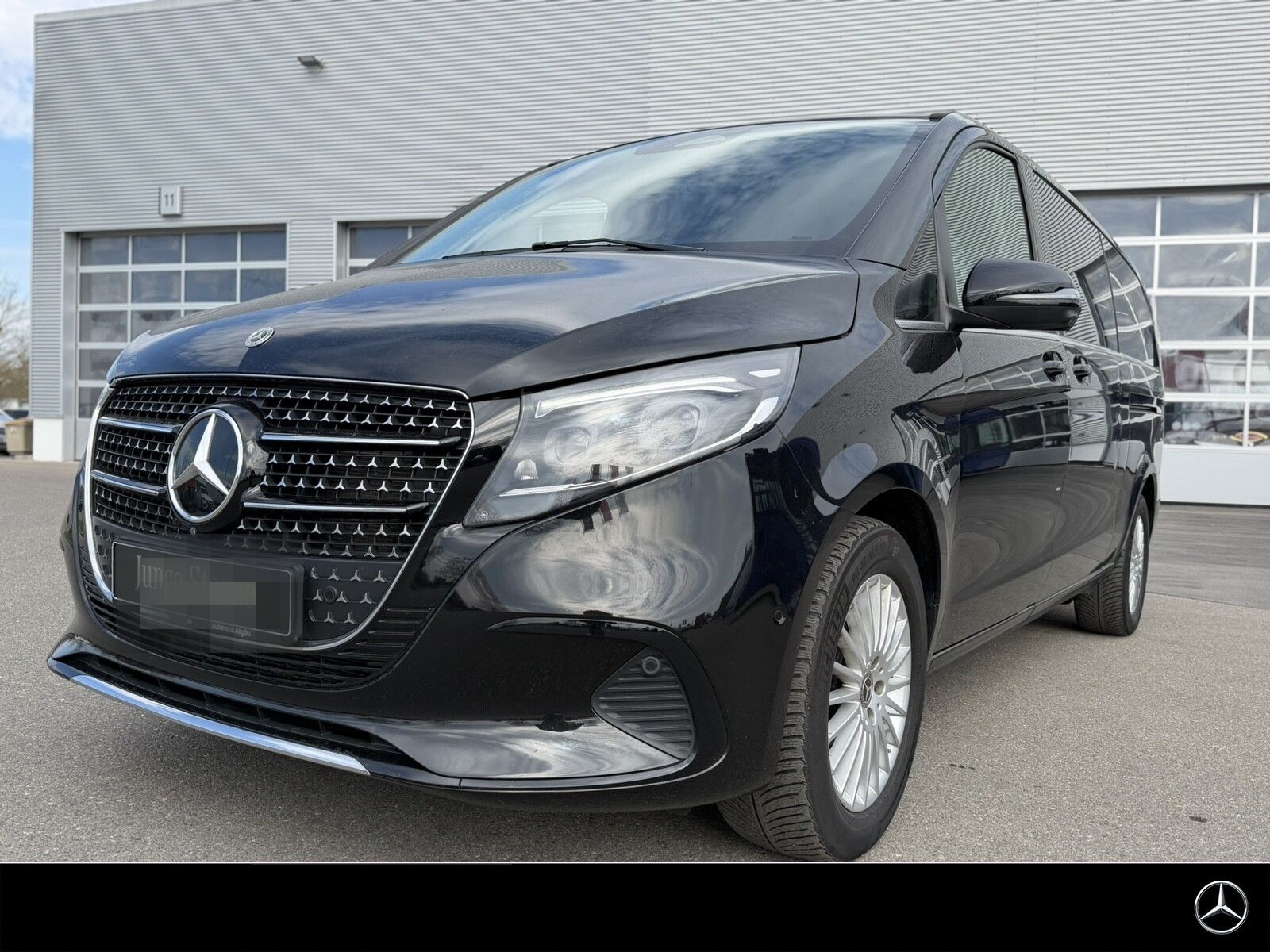 Mercedes-Benz V 300 d 4MATIC AVANTGARDE Extralang ELECTR DOORS foto 3