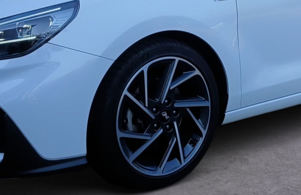 Hyundai i30 Fastback 1.5 N Line Mild-Hybrid SHZ NAVI LED foto 7