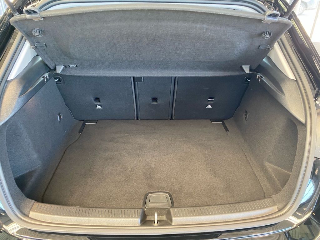 Mercedes-Benz A 180 d KAMERA+LED+SHZ+PDC+MBUX foto 10