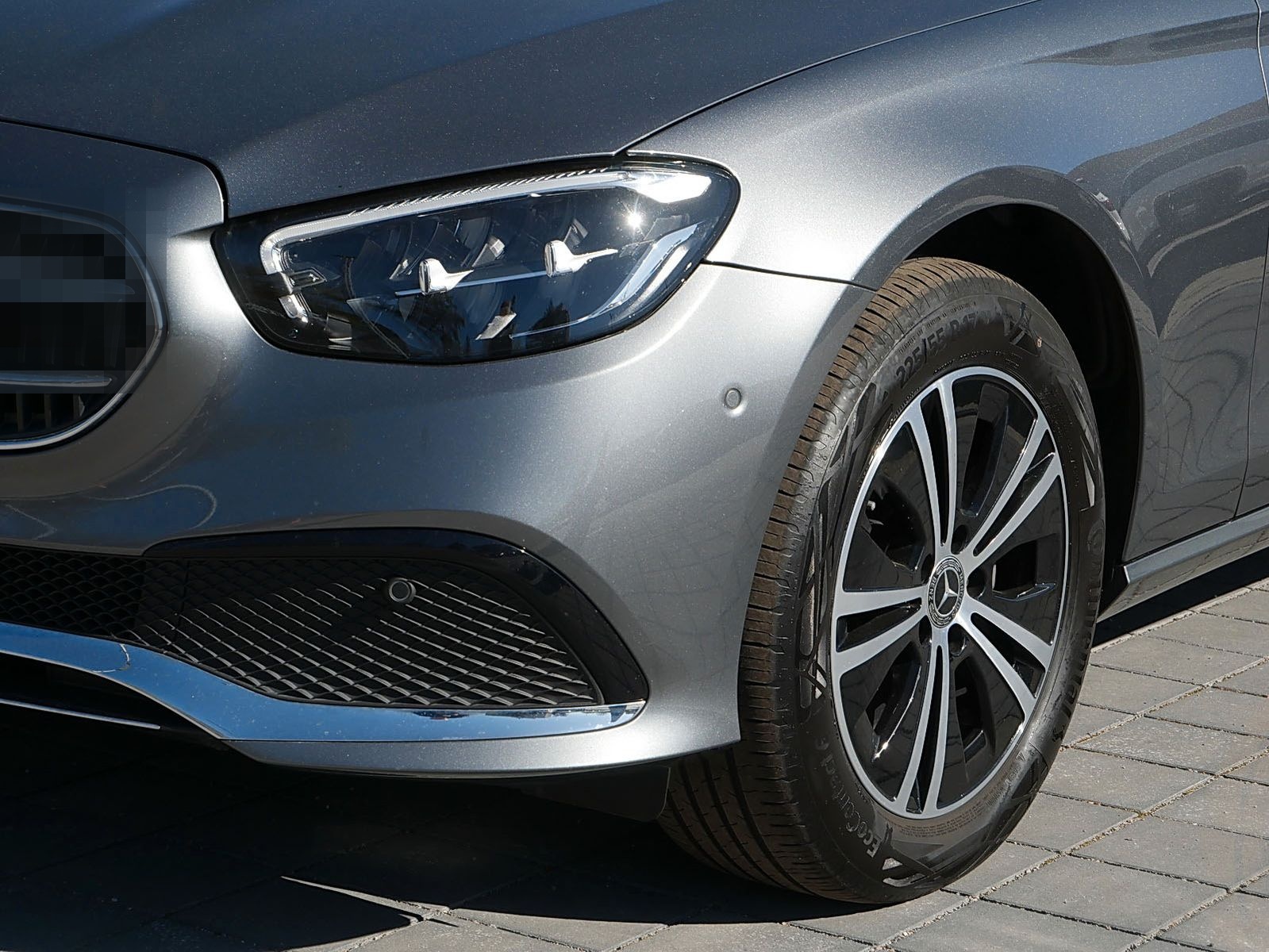 Mercedes-Benz E 220 d 4MATIC Limousine Avantgarde+KAMERA+SHZ++ foto 4