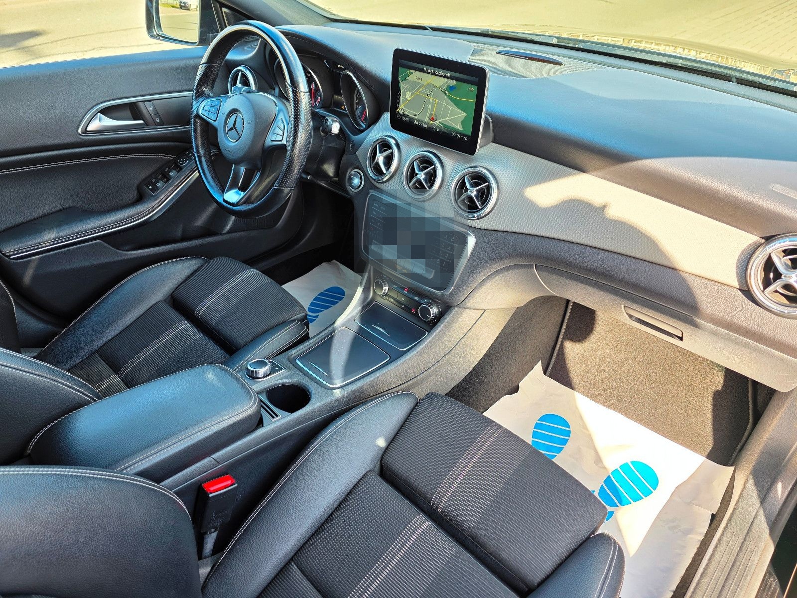 Mercedes-Benz CLA 200 Shooting Brake Sportsitze LED AMG Leder foto 12