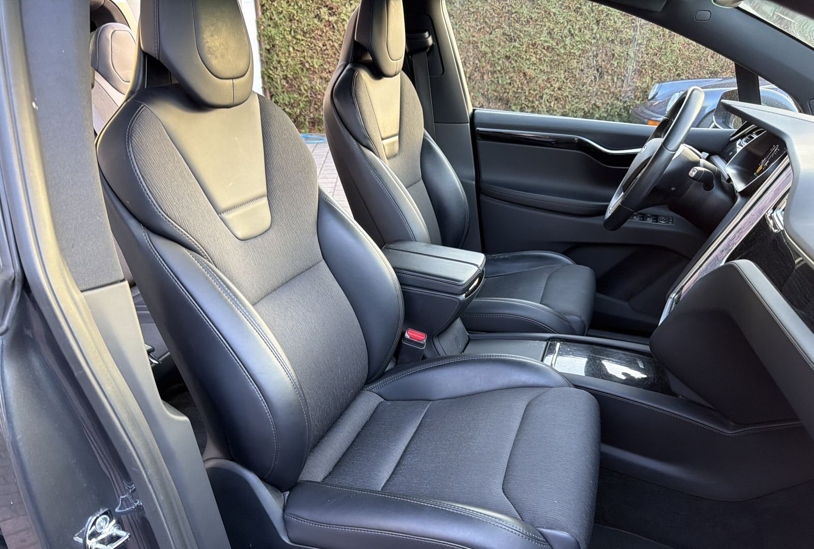 Tesla Model X 75 D 5 Sitzer MCU2*CCS2*1.Hand* foto 10