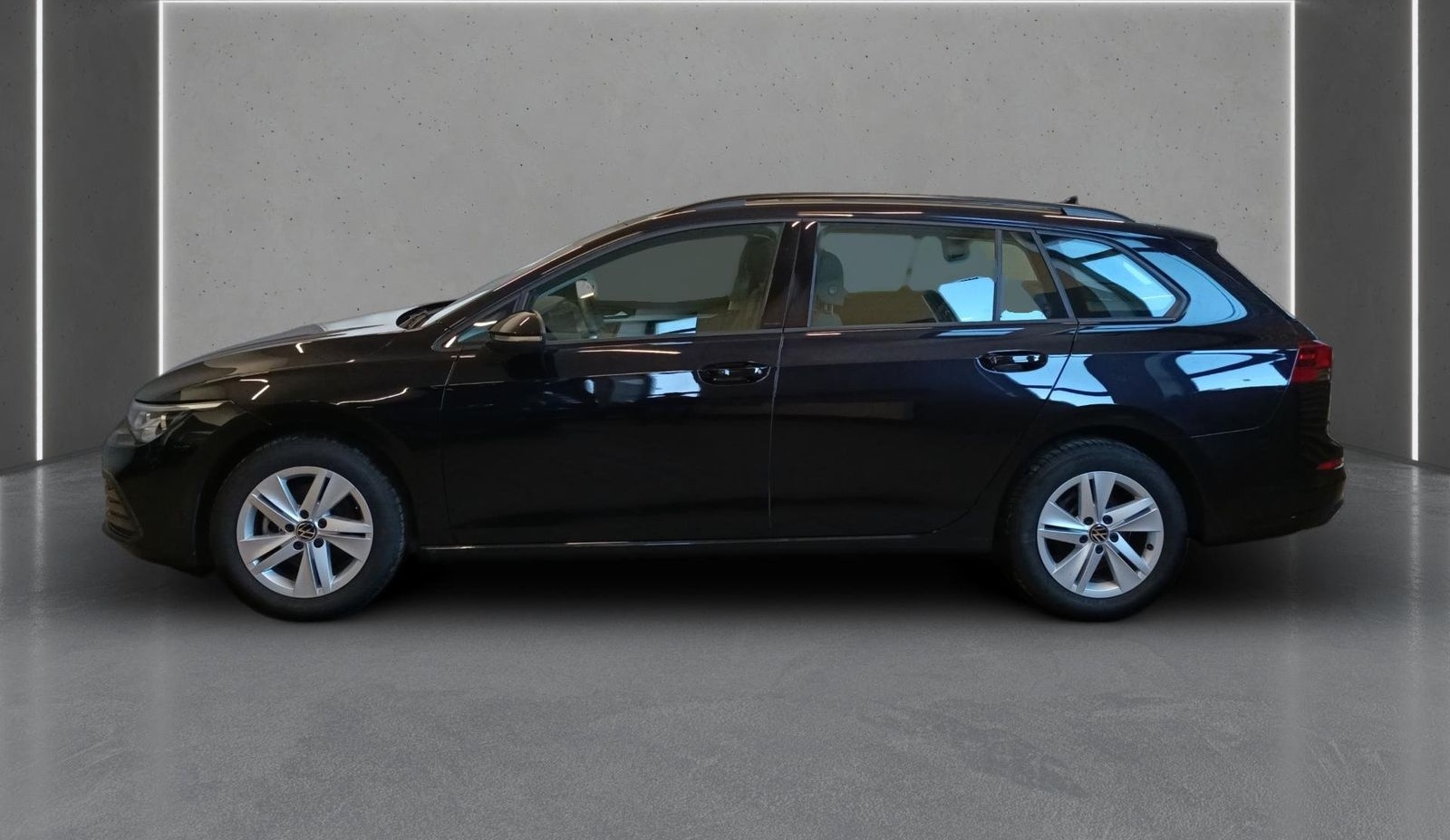 Volkswagen Golf VIII Var. 1.5 eTSI LIFE DSG LED*Navi*ACC*16 foto 4