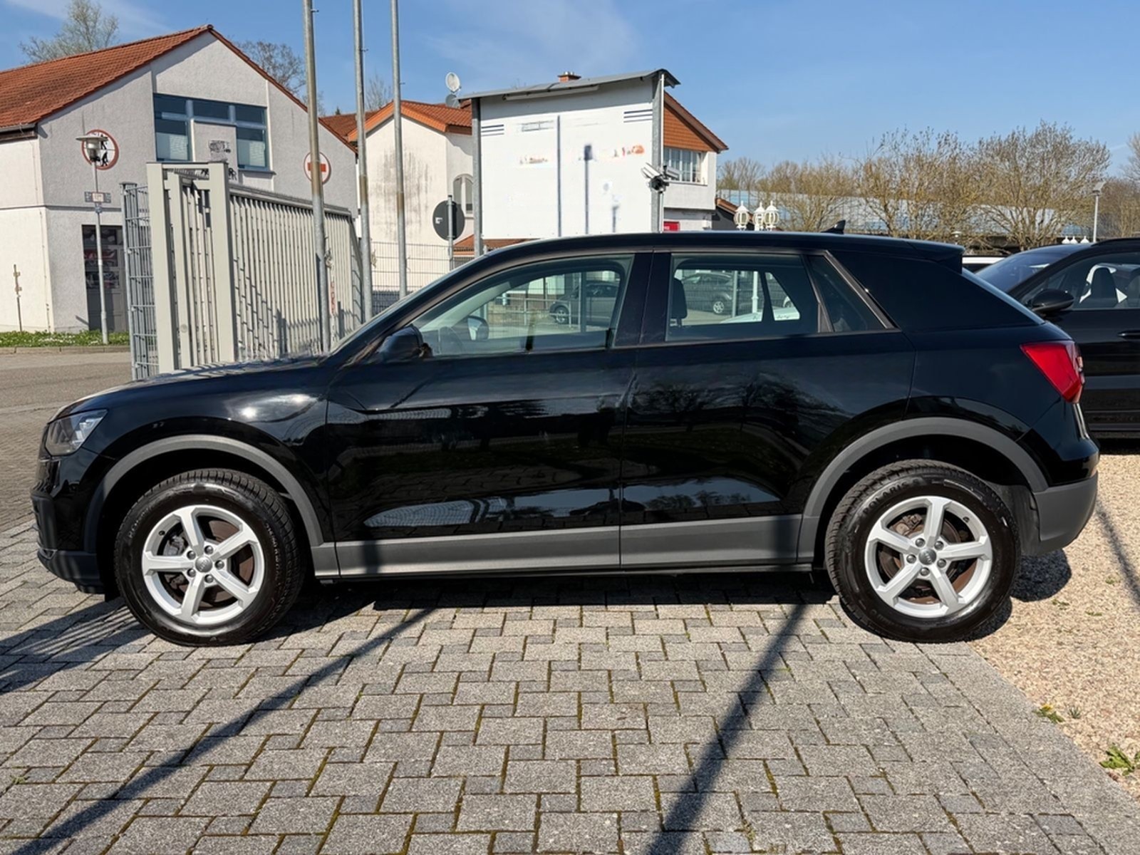 Audi Q2 35 TDI AUTOMATIK/Navi/Virtual/ACC/RFK/SHZ/AHK foto 16