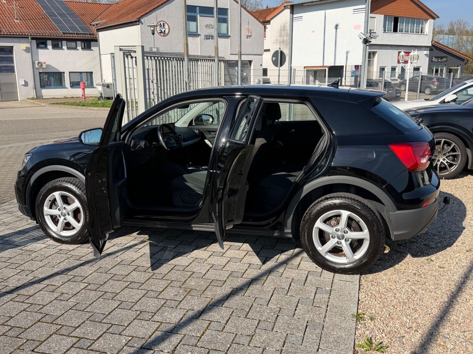 Audi Q2 35 TDI AUTOMATIK/Navi/Virtual/ACC/RFK/SHZ/AHK foto 17
