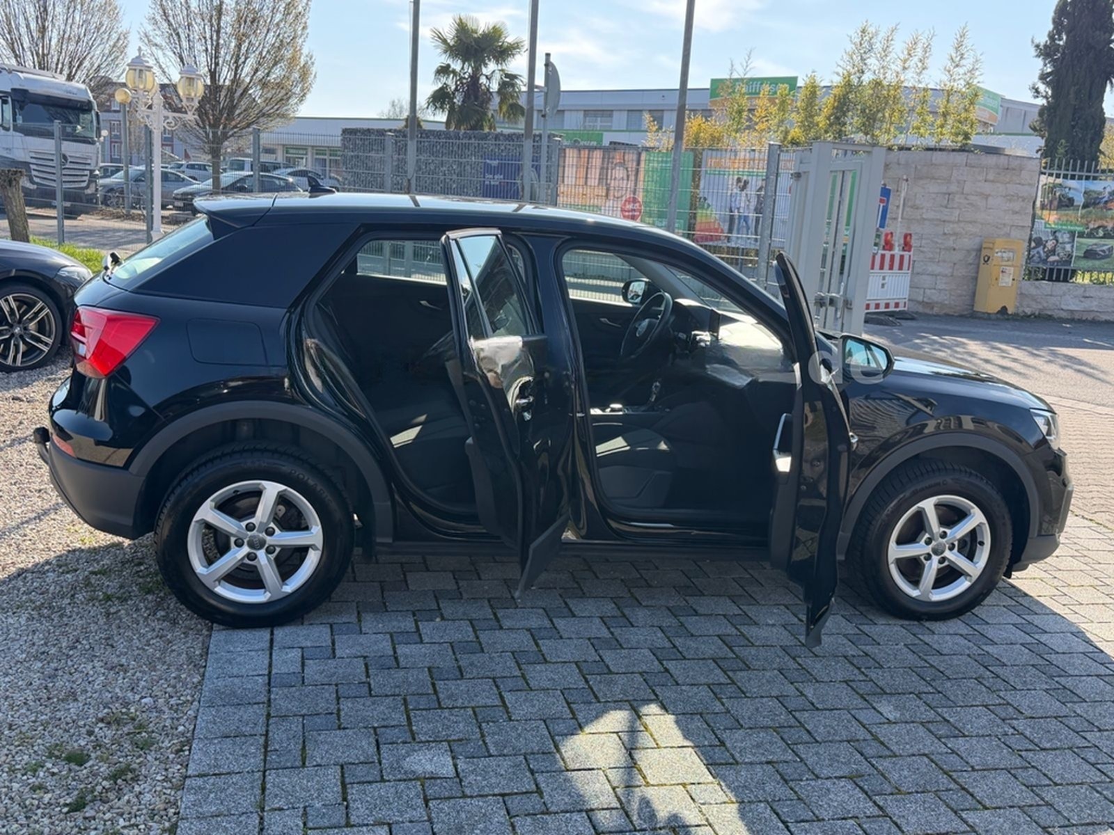 Audi Q2 35 TDI AUTOMATIK/Navi/Virtual/ACC/RFK/SHZ/AHK foto 19