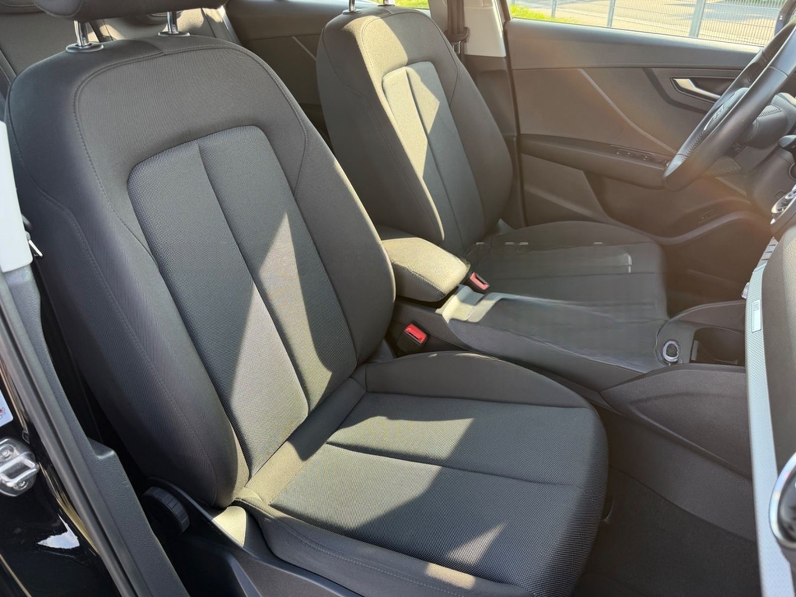 Audi Q2 35 TDI AUTOMATIK/Navi/Virtual/ACC/RFK/SHZ/AHK foto 22
