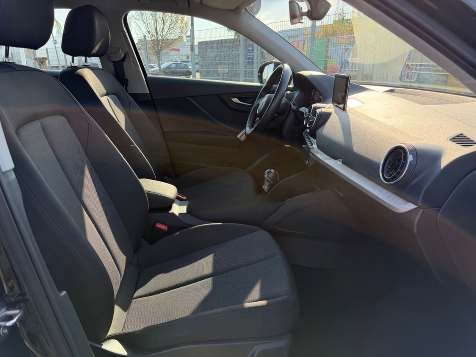 Audi Q2 35 TDI AUTOMATIK/Navi/Virtual/ACC/RFK/SHZ/AHK foto 30