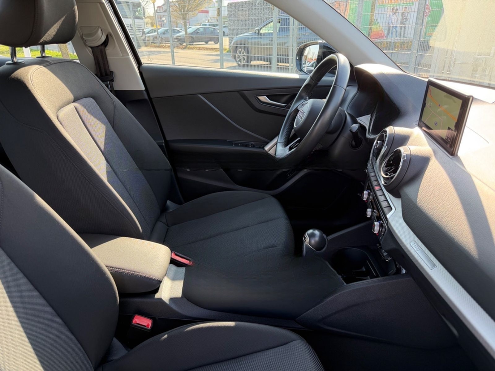 Audi Q2 35 TDI AUTOMATIK/Navi/Virtual/ACC/RFK/SHZ/AHK foto 31