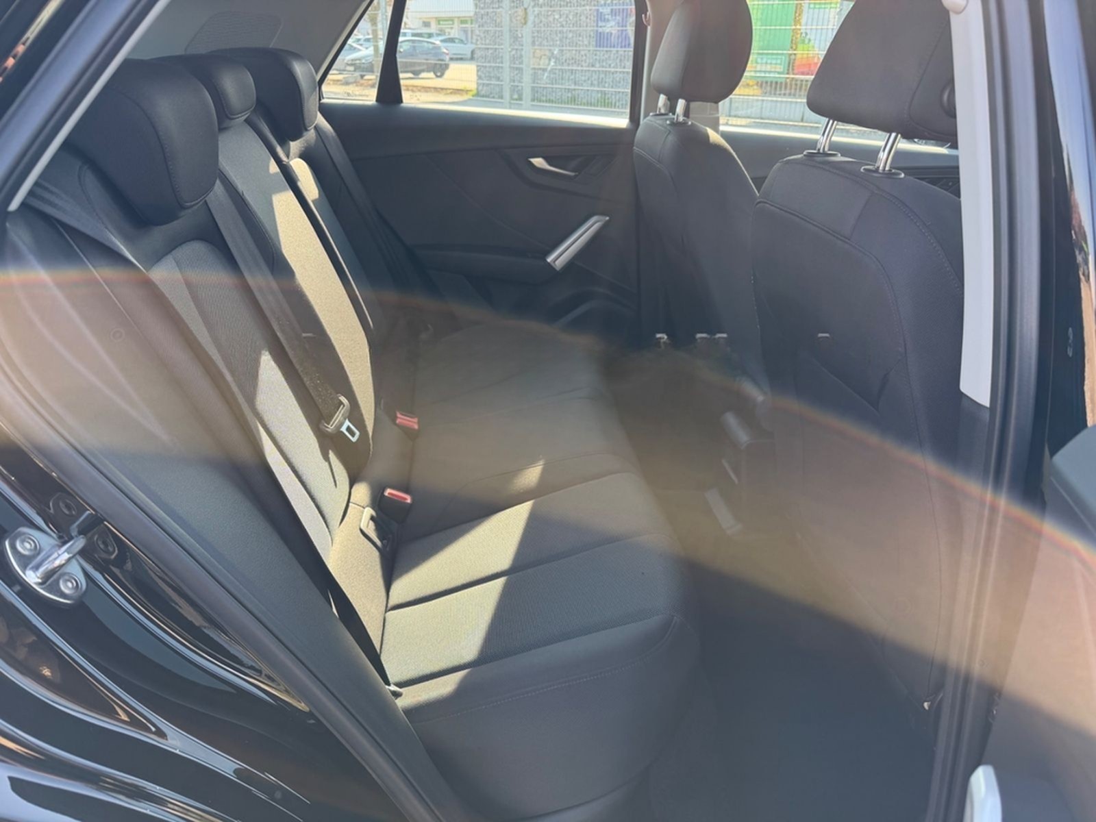 Audi Q2 35 TDI AUTOMATIK/Navi/Virtual/ACC/RFK/SHZ/AHK foto 40