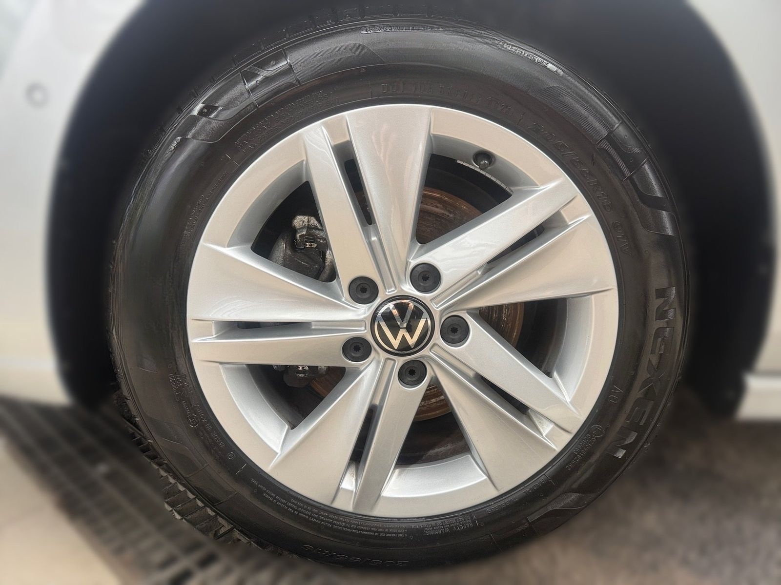 Volkswagen Golf Life *AHK*NAVI*LED*STHZ*KAMERA*ACC*APP-CONN foto 4