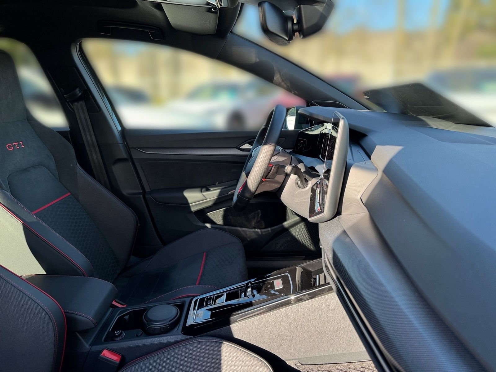 Volkswagen Golf VIII 2.0 TSI GTI Clubsport DSG KEYLESS PANO foto 16