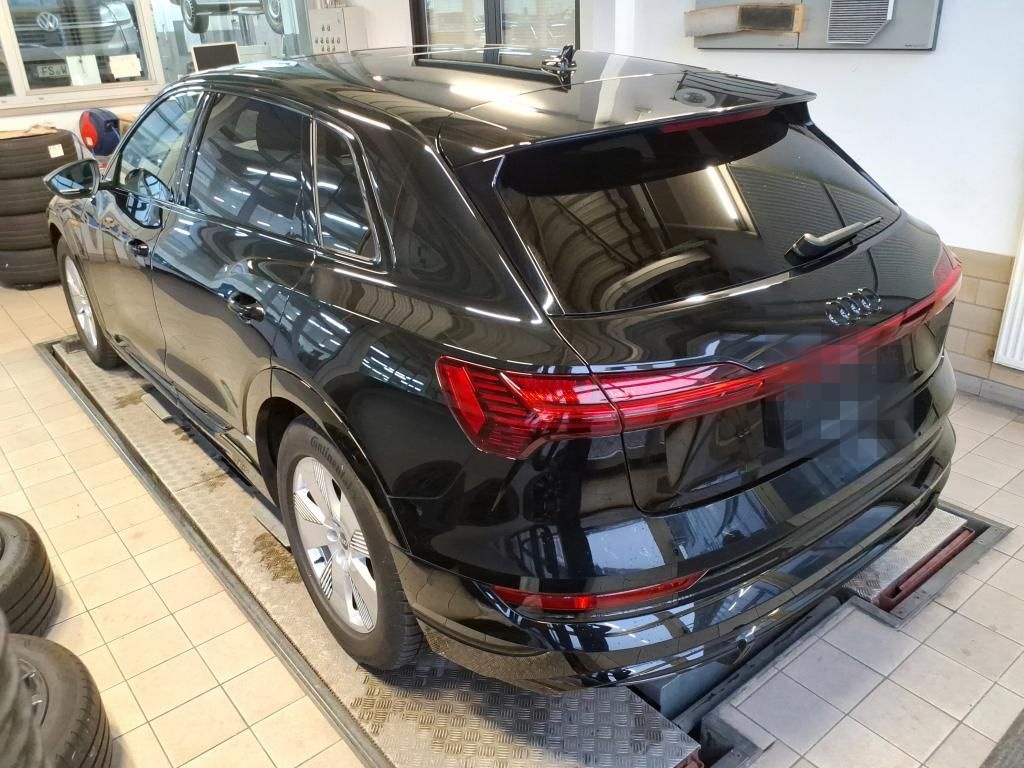 Audi E-TRON 55 2x S LINE BLACK EDITION 21Z./PANO/KAM. foto 9