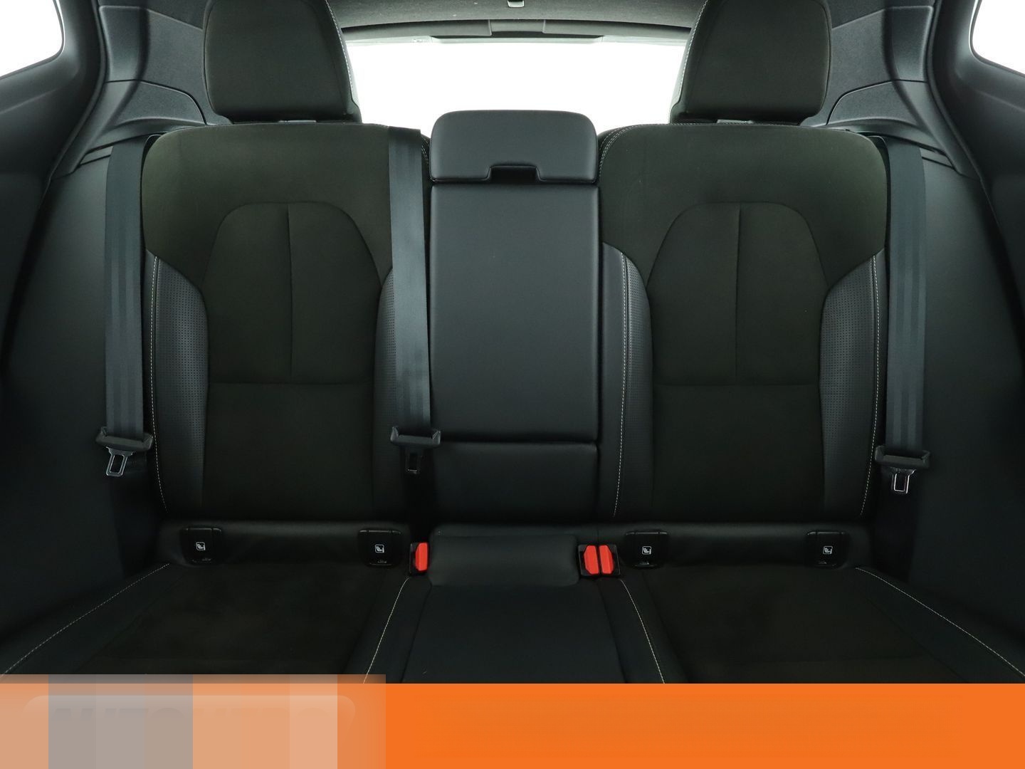 Volvo 2.0 T5 R-Design AWD Aut.*NAV*LED*TEMP*360CAM*PDC foto 16