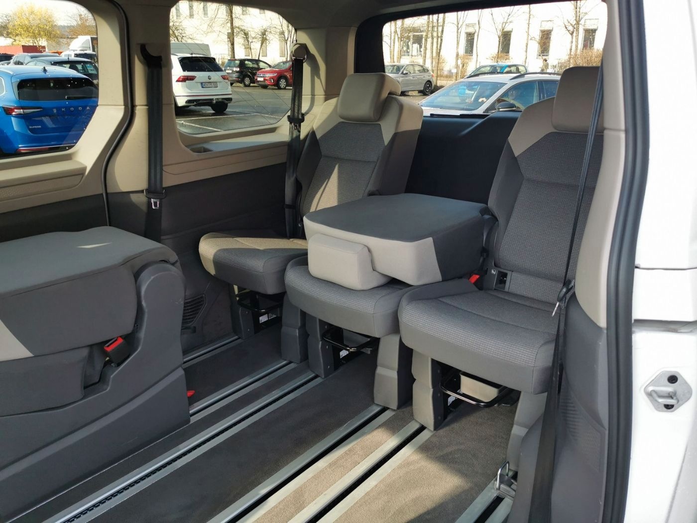 Volkswagen T7 Multivan 1.5 TSI DSG R-Cam ACC Navi Sitzh Car foto 13