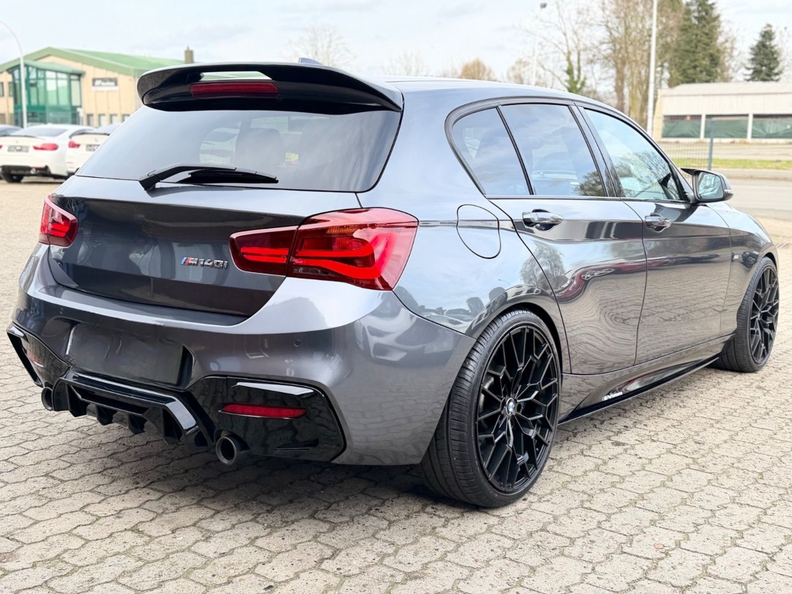 BMW M140i Performance /Lift/Led/Navi/Leder/H&K/19 Z foto 6